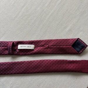 Arturo Calle Burgundy Tie
